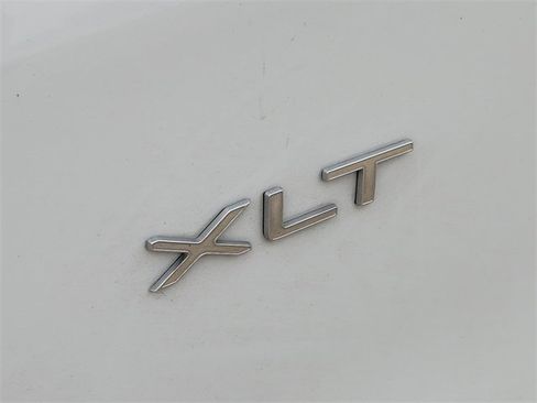 Used 2025 Ford Transit 350 XLT RWD image 9