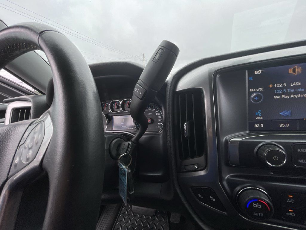 Used 2014 Chevrolet Silverado 1500 LT w/ LT Convenience Package RWD image 16