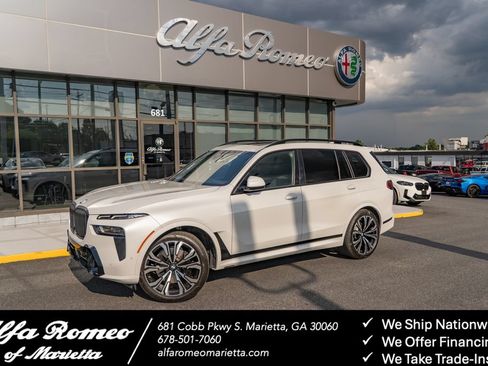 Used 2023 BMW X7 xDrive40i w/ M Sport Package AWD/4WD image 1