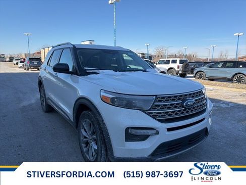 Certified 2023 Ford Explorer Limited image 1