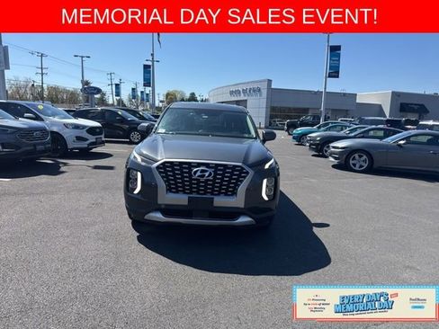 Used 2020 Hyundai Palisade SE AWD/4WD image 2