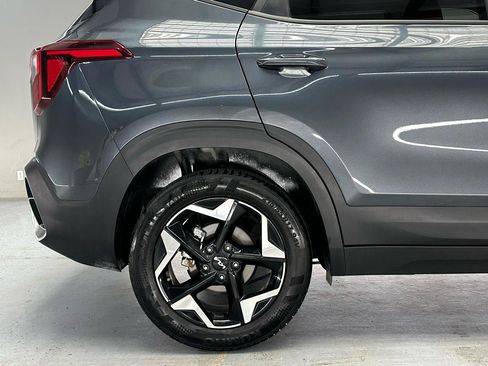Used 2025 Kia Seltos S FWD image 10