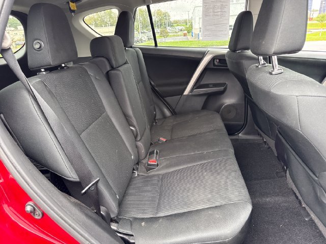 Used 2018 Toyota RAV4 LE w/ All Weather Liner Package AWD/4WD image 14