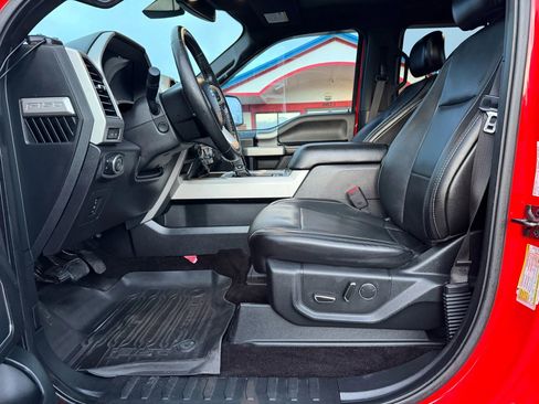 Used 2017 Ford F150 Lariat w/ Equipment Group 502A Luxury image 10