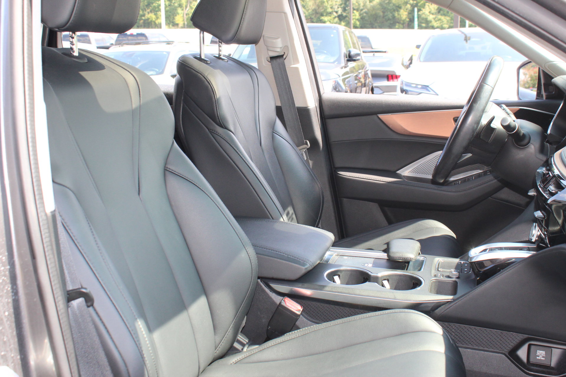 Used 2022 Acura MDX FWD image 38