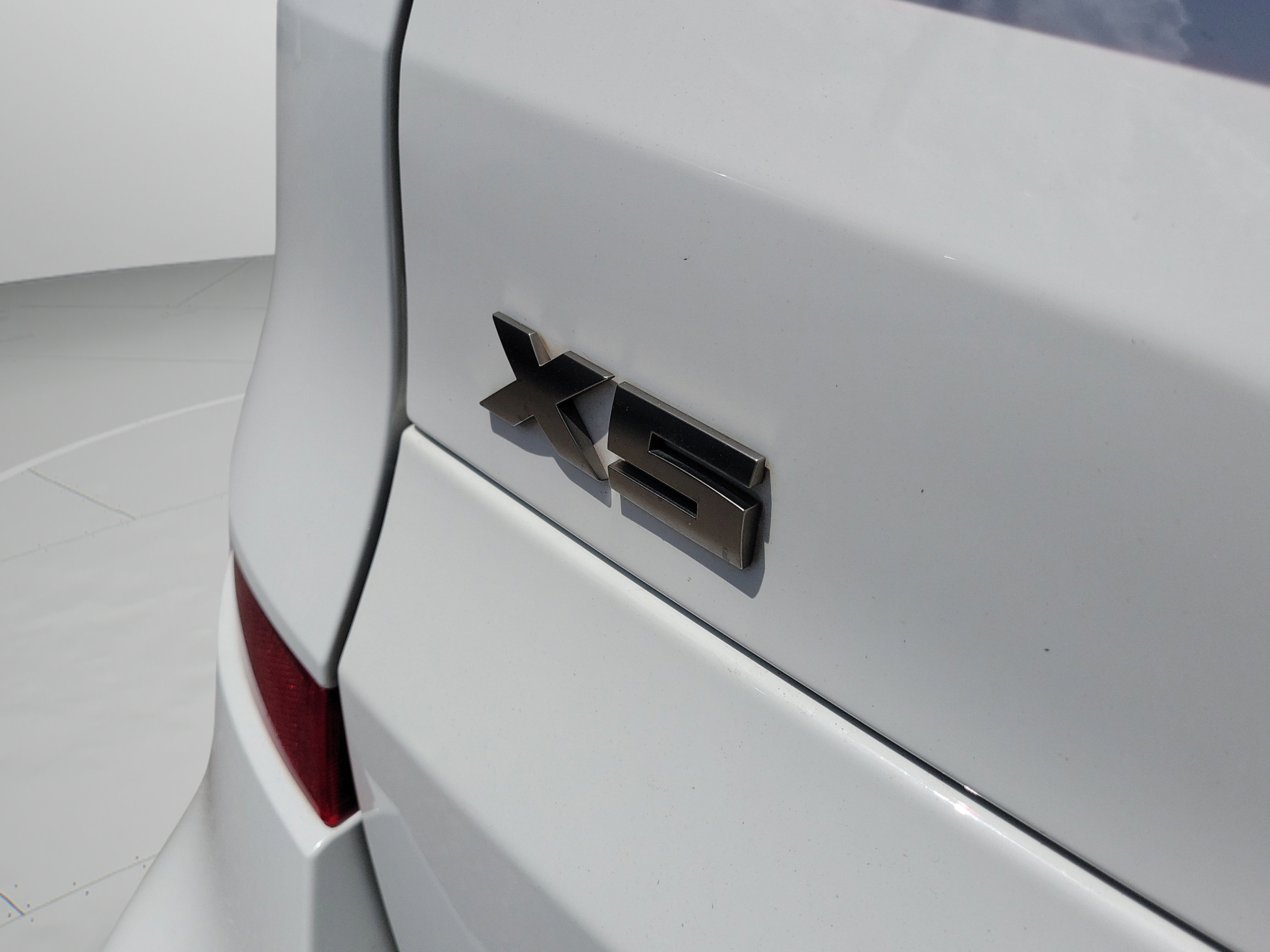 Used 2022 BMW X5 M50i AWD/4WD image 32