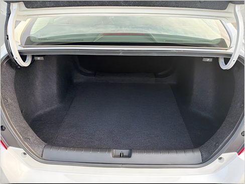 Used 2020 Honda Civic EX image 27