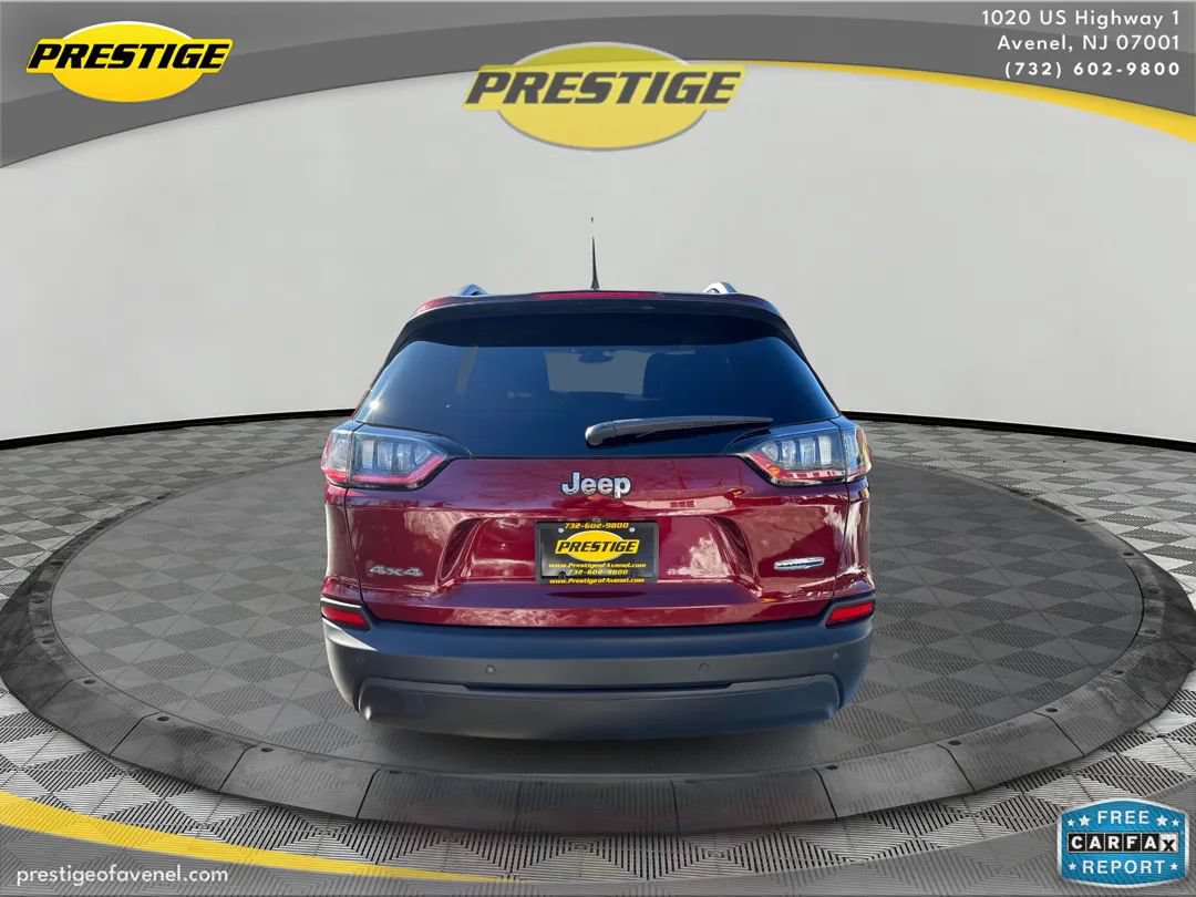 Used 2019 Jeep Cherokee Latitude Plus AWD/4WD image 6