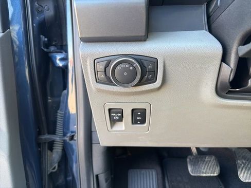 Used 2020 Ford F150 XLT w/ Equipment Group 302A Luxury AWD/4WD image 12