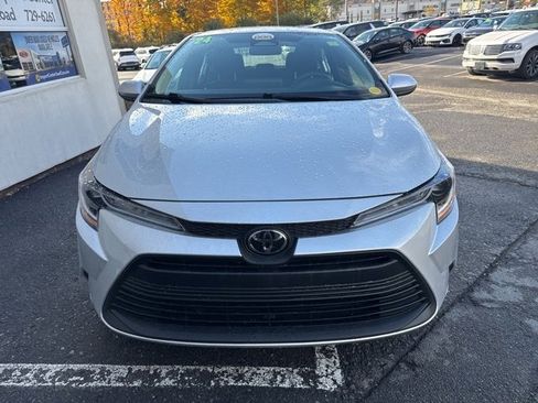 Used 2024 Toyota Corolla LE image 7