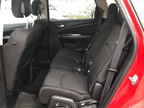 Used 2015 Dodge Journey SXT w/ Flexible Seating Group image 3