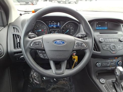 Used 2016 Ford Focus SE image 17