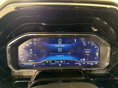 Used 2025 Chevrolet Silverado 1500 RST image 16