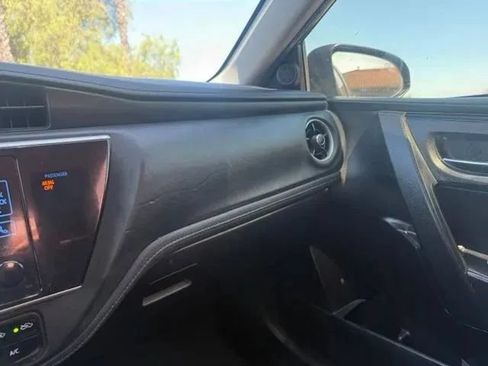 Used 2018 Toyota Corolla SE w/ Protection Package FWD image 23