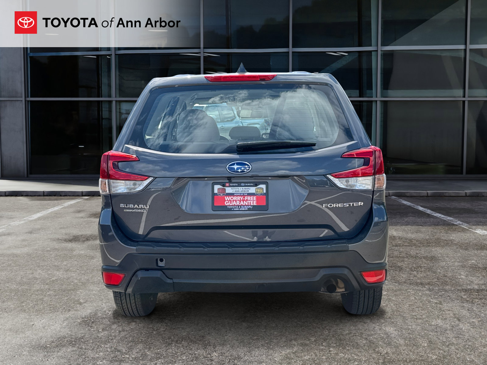 Used 2023 Subaru Forester AWD/4WD image 9