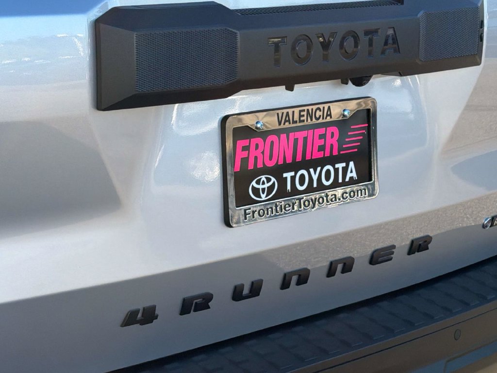 Certified 2025 Toyota 4Runner TRD Off-Road Premium AWD/4WD image 6