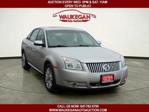 Used 2008 Mercury Sable Premier image 3