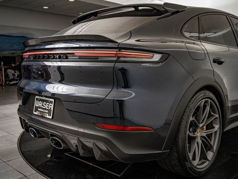 Certified 2024 Porsche Cayenne Turbo GT image 21