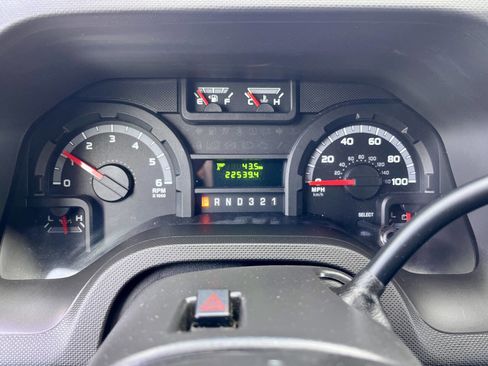 Used 2013 Ford E-350 and Econoline 350 Super Duty w/ Shuttle Bus Prep Pkg image 10