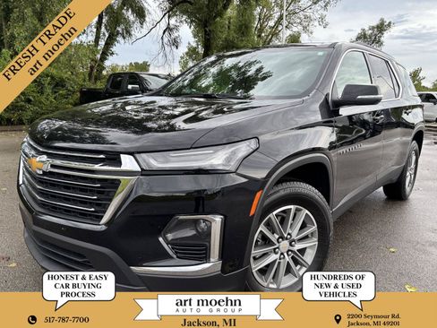 Used 2023 Chevrolet Traverse LT AWD/4WD image 1