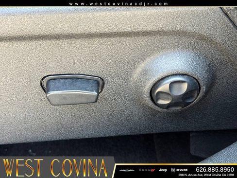 Used 2019 Dodge Journey Crossroad FWD image 23