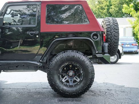 Used 2017 Jeep Wrangler Sport AWD/4WD image 5