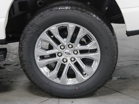 New 2025 Ford F150 Lariat w/ Equipment Group 502A High image 7