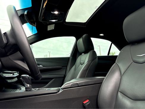 Used 2021 Cadillac CT4 Premium Luxury image 16