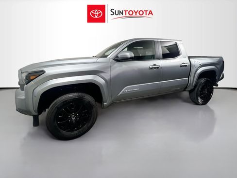 Used 2024 Toyota Tacoma SR5 image 9
