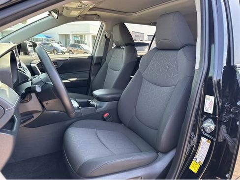 Used 2023 Toyota RAV4 XLE w/ Convenience Package AWD/4WD image 15