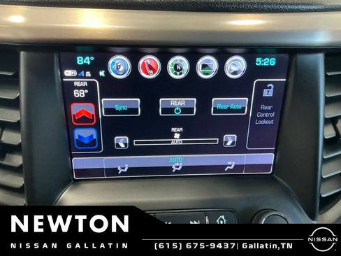 Used 2019 GMC Acadia Denali w/ Technology Package FWD image 34