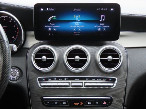 Used 2020 Mercedes-Benz GLC 300 4MATIC Coupe image 6