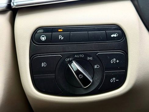 Used 2021 INFINITI QX50 Luxe image 19