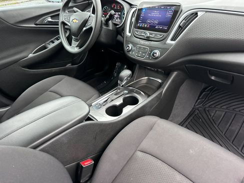 Used 2023 Chevrolet Malibu LT image 15