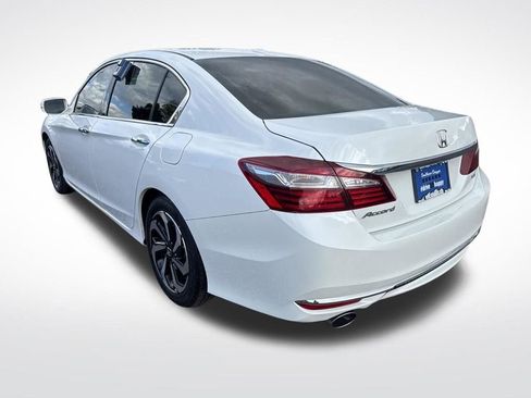 Used 2017 Honda Accord EX-L image 5