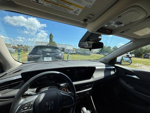 Used 2025 Buick Encore GX Preferred FWD image 34