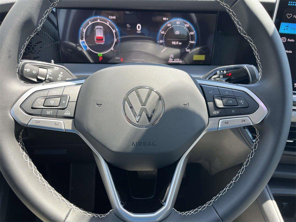 Certified 2025 Volkswagen Tiguan S FWD image 22