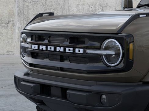 New 2026 Ford Bronco Outer Banks AWD/4WD image 14