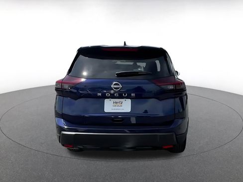 Used 2025 Nissan Rogue SV image 12
