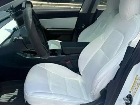 Used 2020 Tesla Model 3 Standard Range Plus RWD image 2
