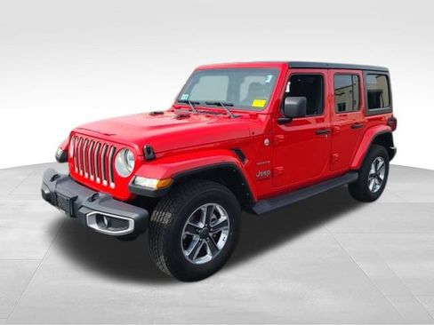 Used 2022 Jeep Wrangler Unlimited Sahara w/ Cold Weather Group AWD/4WD image 7
