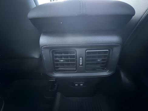 Used 2020 Toyota RAV4 Limited image 22