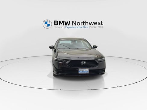 Used 2024 Honda Accord Sport image 7