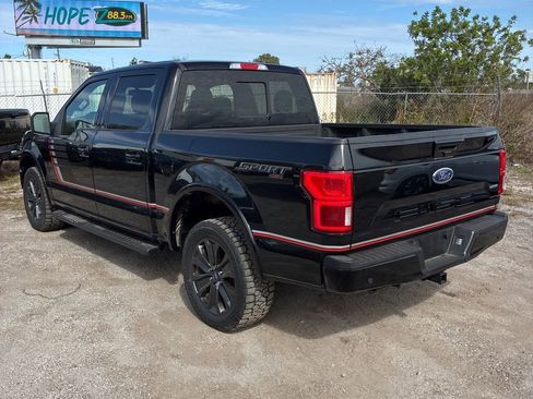Used 2018 Ford F150 Lariat w/ Equipment Group 502A Luxury image 4