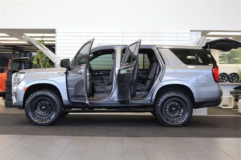 Used 2022 GMC Yukon Denali AWD/4WD image 11