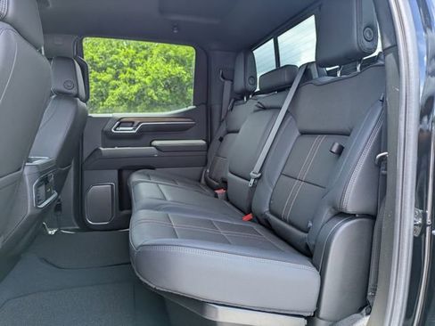 Used 2024 Chevrolet Silverado 1500 High Country w/ Midnight Edition AWD/4WD image 15