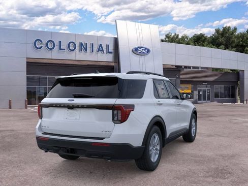 New 2026 Ford Explorer Active AWD/4WD image 8