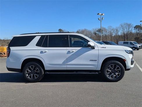 Used 2023 Chevrolet Tahoe Z71 image 2