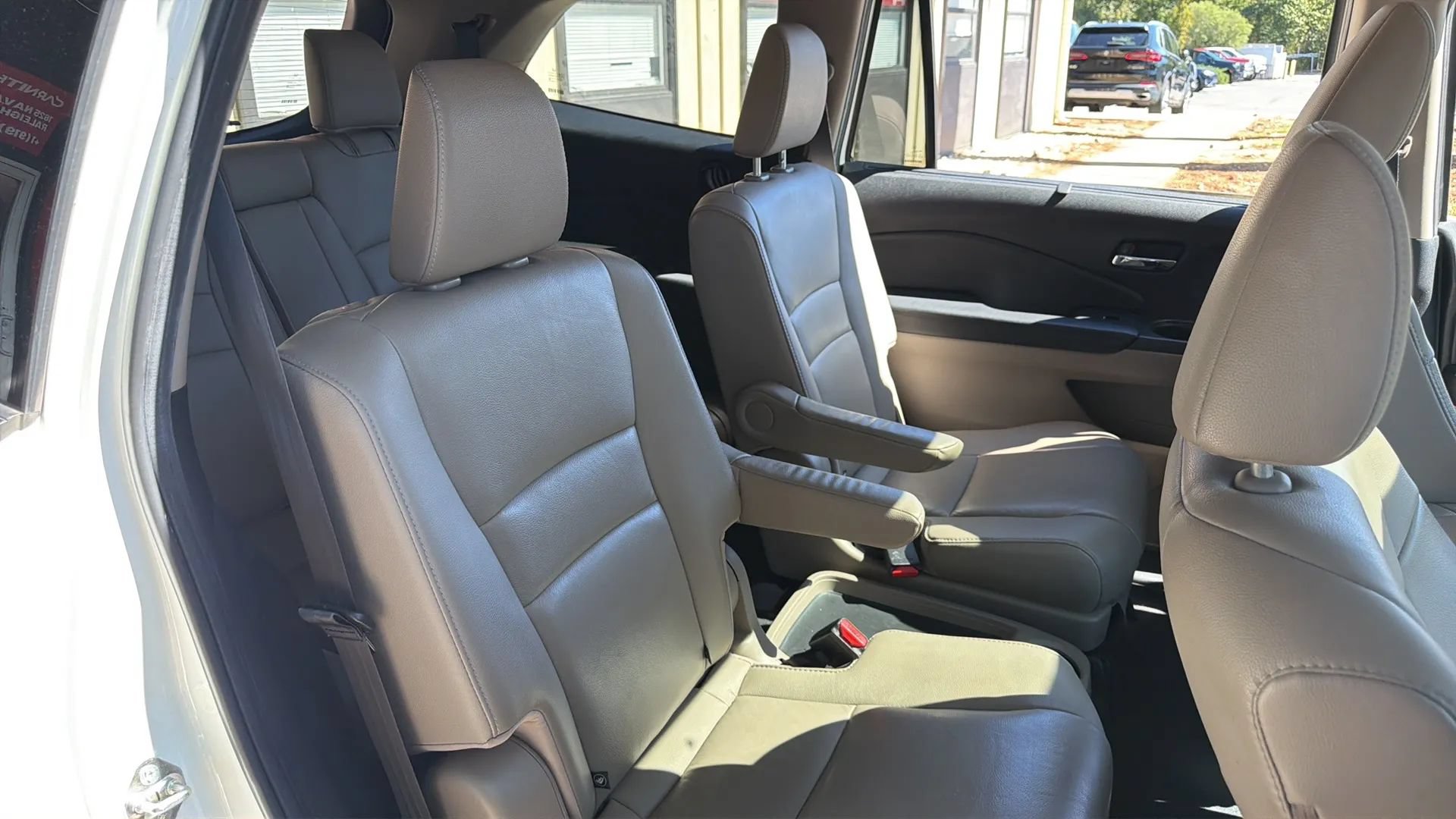 Used 2019 Honda Pilot Touring image 31