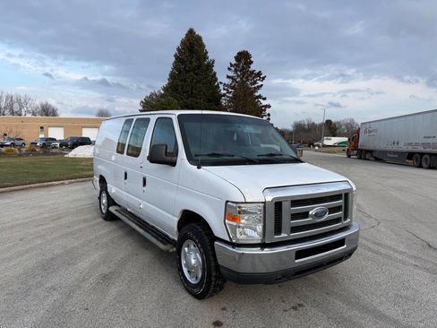 Used 2013 Ford E-250 and Econoline 250 w/ PWR Group image 6